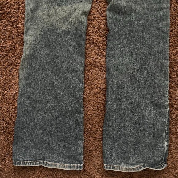 Signature by Levi Strauss & Co. Modern Boot Cut Mid Rise Jeans Size 12 L;  31x34 - Picture 9 of 10